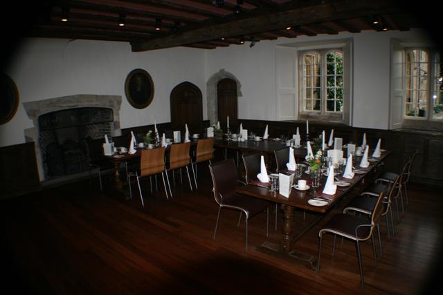 618x404 pixels (38K)